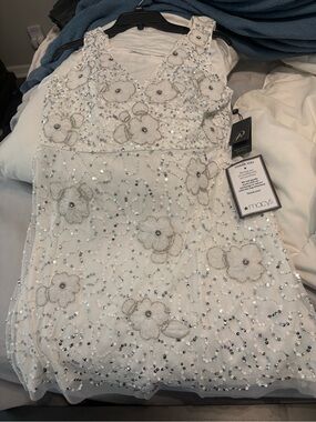 Macy's White Floral Sequin Party Dress